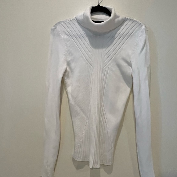 White House Black Market White Turtleneck Sweater with Ribbed Design - Picture 1 of 4